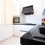Ms 3br Near Kolovare *