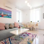 Apartman Ms 3br Near Kolovare