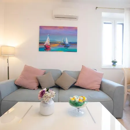 Apartment Ms 3br Near Kolovare *
