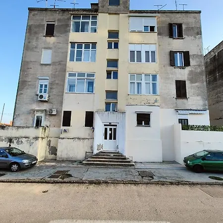 Apartment Ms 3br Near Kolovare Zadar