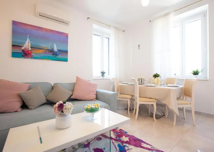 Apartament Ms 3br Near Kolovare *