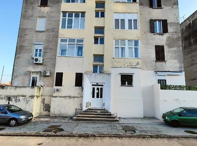 Apartament Ms 3br Near Kolovare Zadar