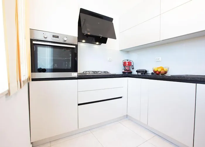 Ms 3br Near Kolovare *