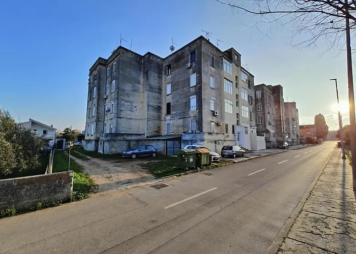 Apartament Ms 3br Near Kolovare Zadar